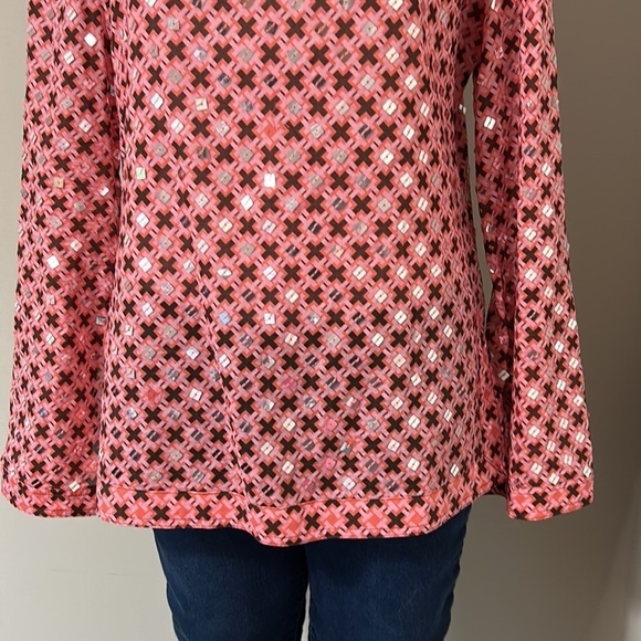 Tory Burch Boho Pink Printed Long Sleeve V Neck Blouse with Sequins Sz 8 - Picture 3 of 11